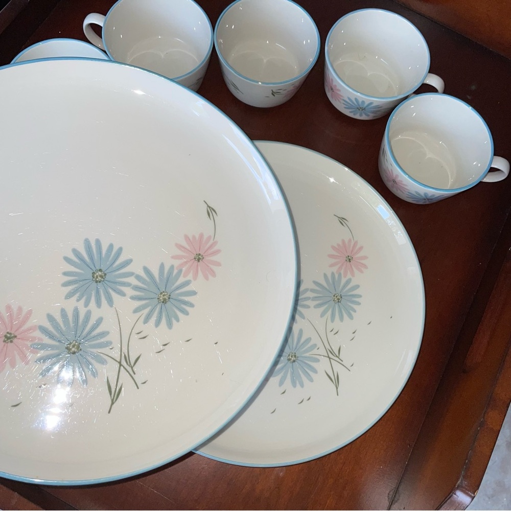 Franciscan Maytime Floral Dinnerware 5 Coffee Cups & 2 Small Plates Pink/Blue